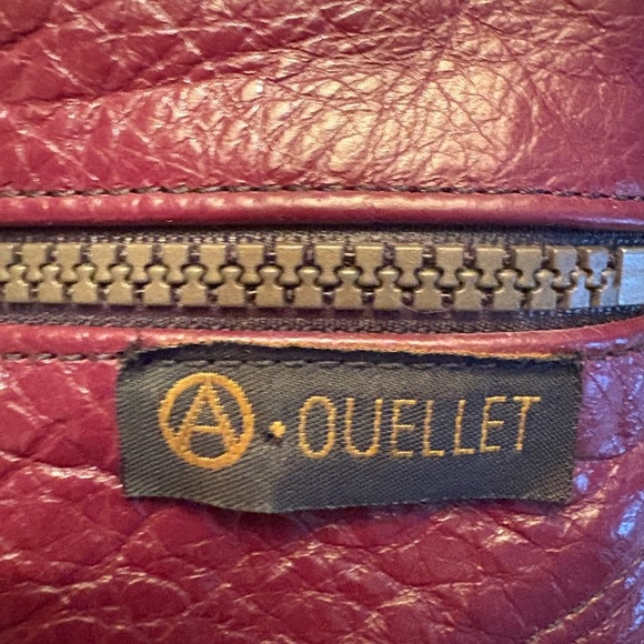 Burgundy Textured Leather Crossbody Bag with Angular Stitching - Picture 4 of 6